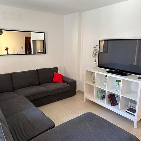 Alcala Seaside Apartment, Two Rooms, Private Parking Ngoại thất bức ảnh