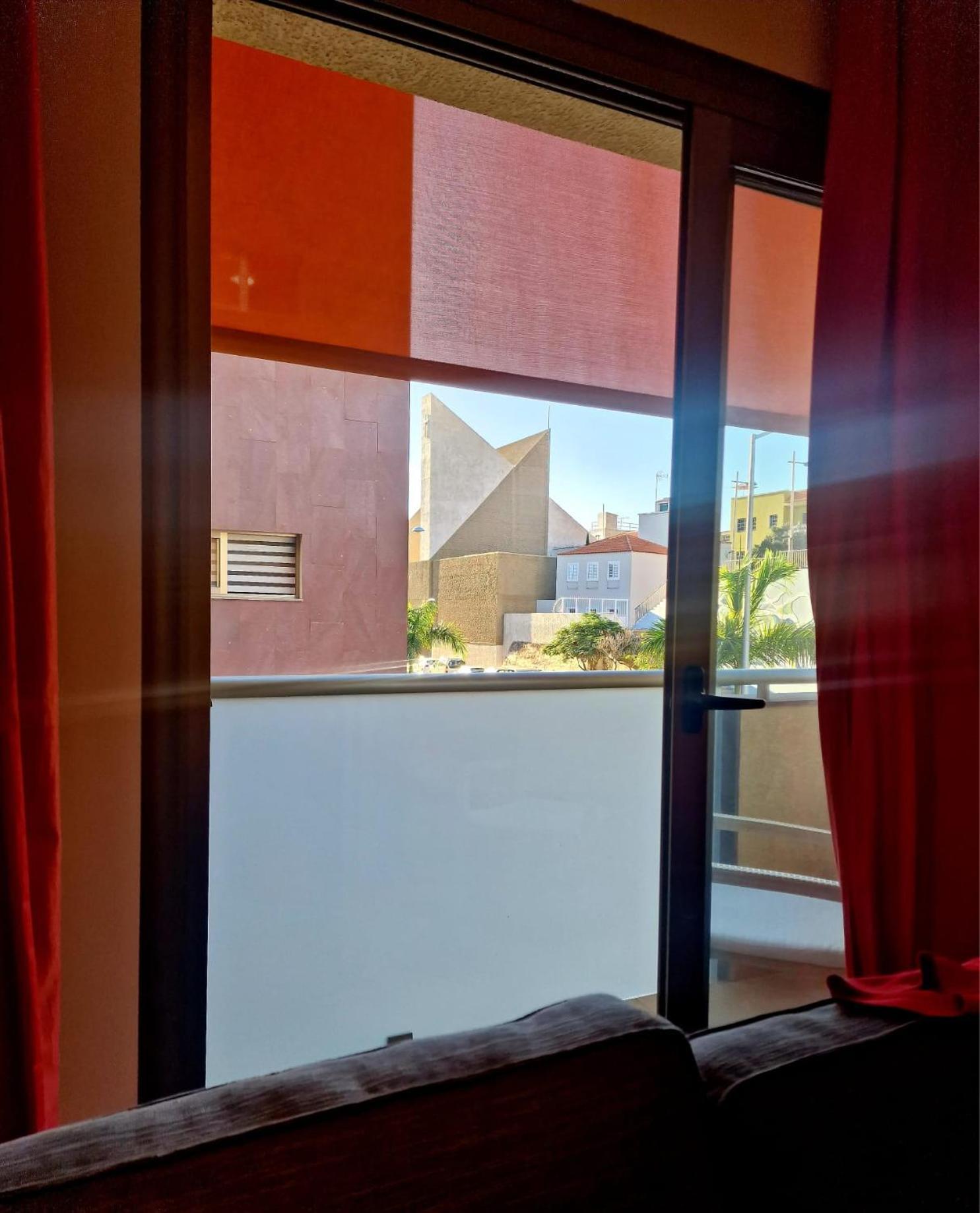 Alcala Seaside Apartment, Two Rooms, Private Parking Ngoại thất bức ảnh