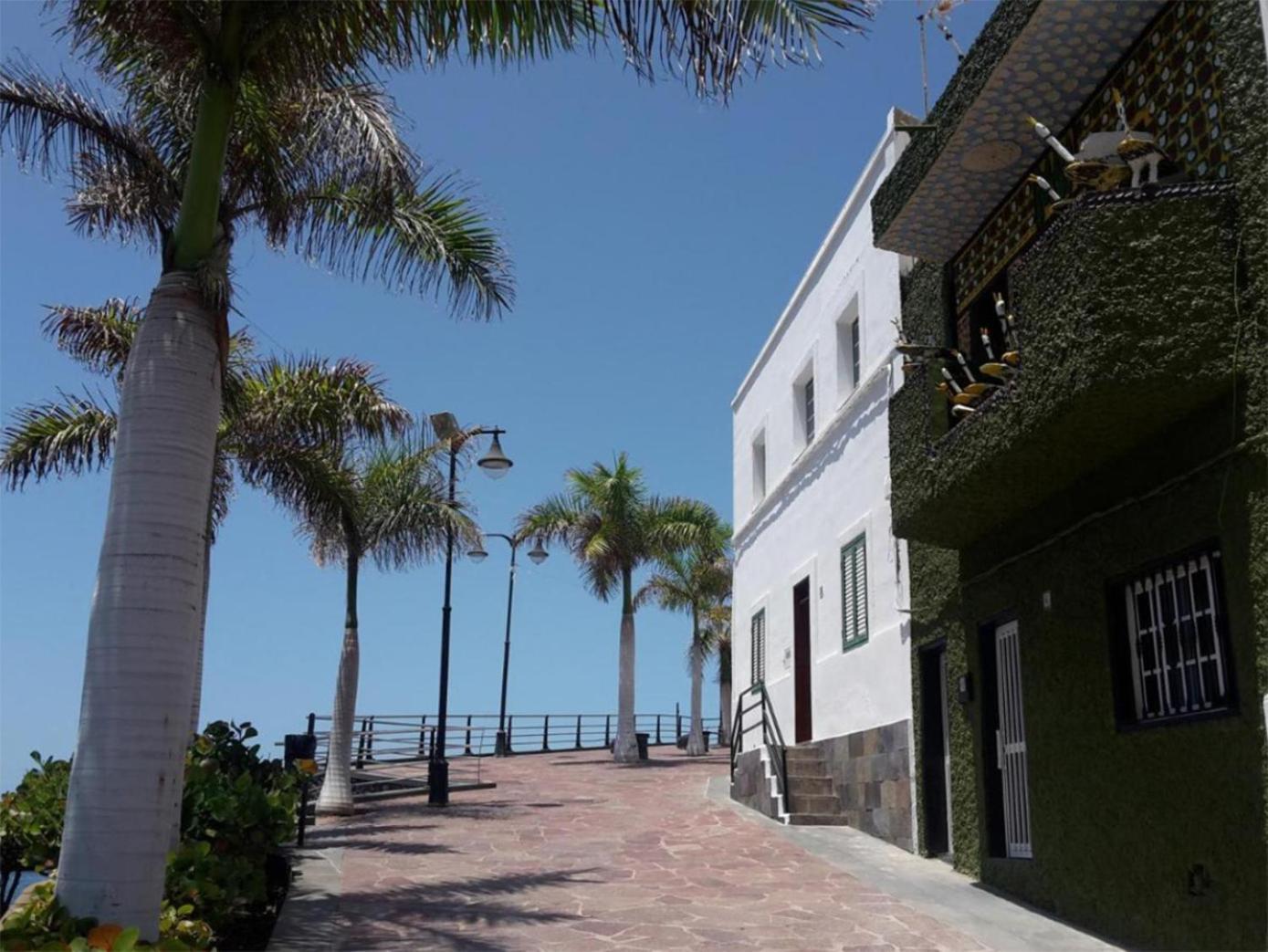 Alcala Seaside Apartment, Two Rooms, Private Parking Ngoại thất bức ảnh