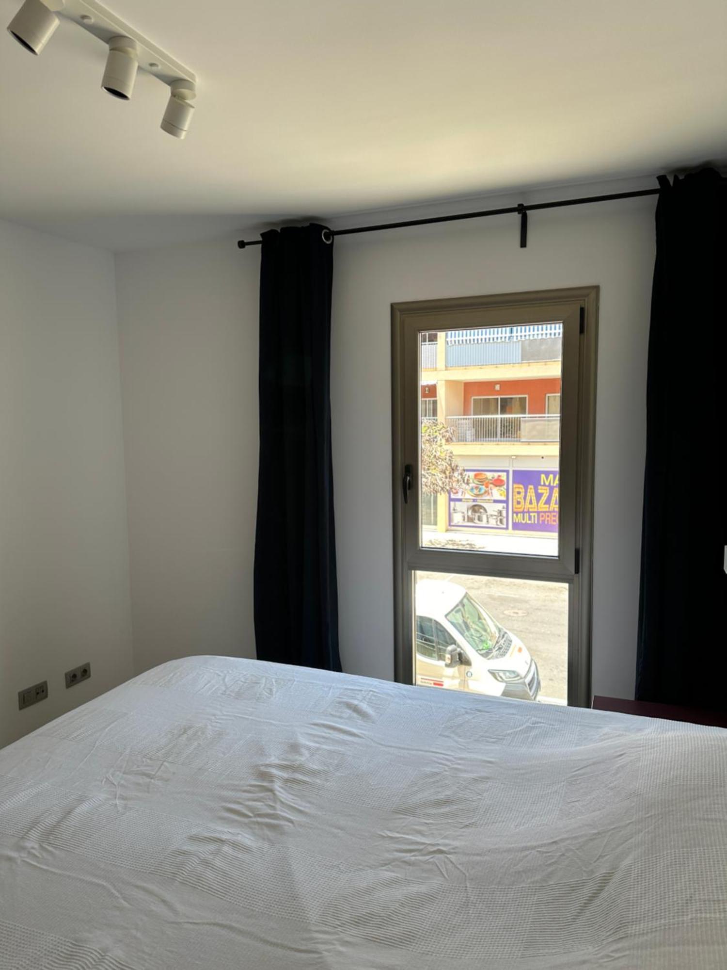 Alcala Seaside Apartment, Two Rooms, Private Parking Ngoại thất bức ảnh